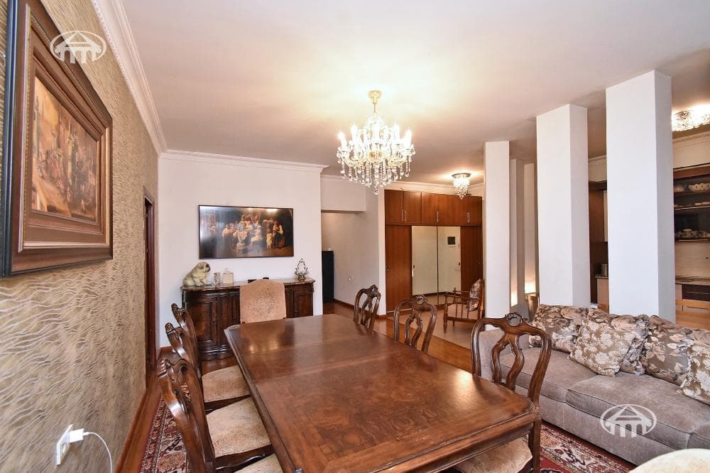 Apartment · 4 rooms · 127 m² · Yerevan