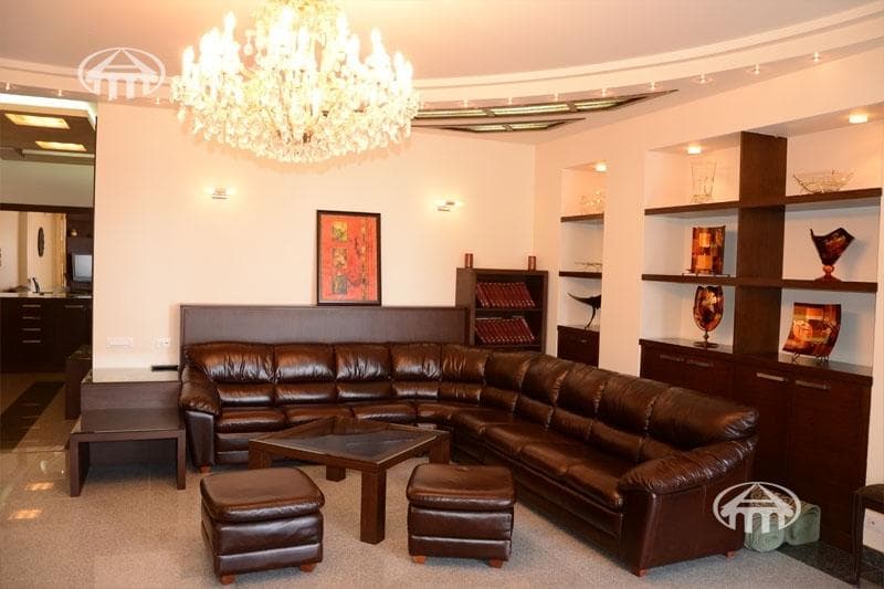 Квартира · 239 м² · Ереван
