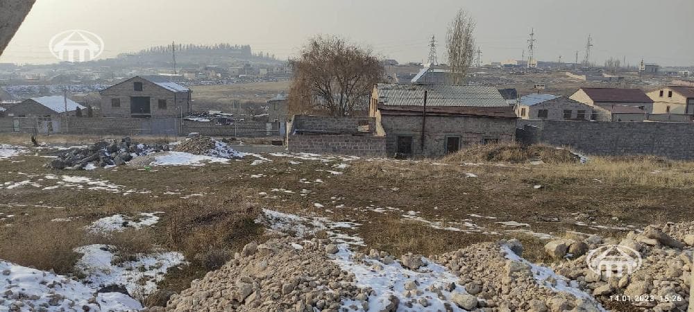 Участок · 762 м² · Ариндж