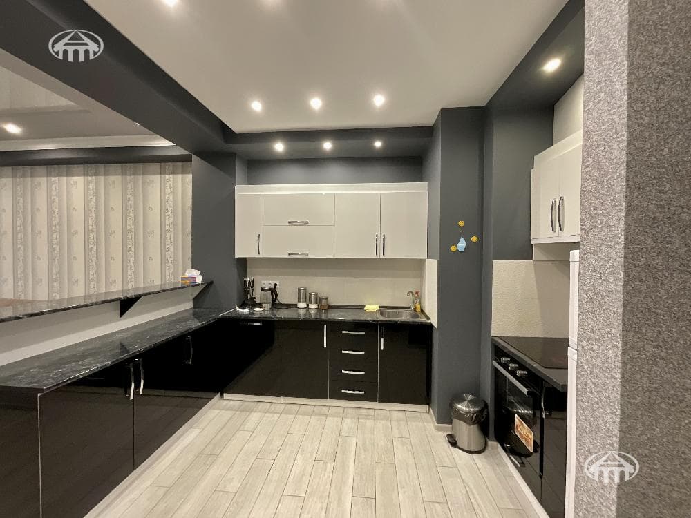 Apartment · 84 m² · Yerevan