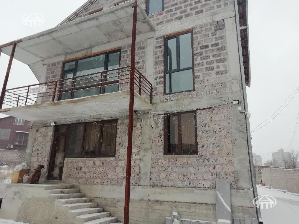 Mansion · 207 m² · Yerevan