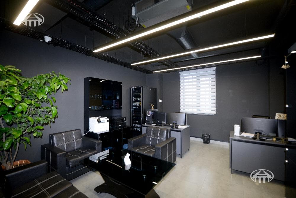 Офис · 1 460 м² · Ереван