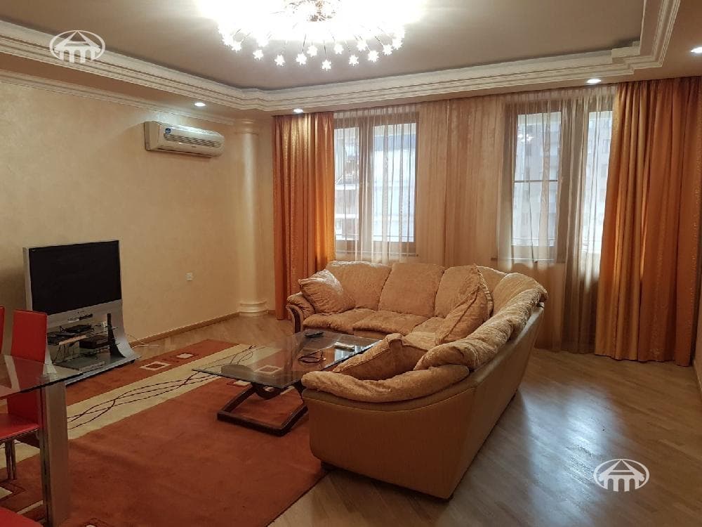 Квартира · 140 м² · Ереван