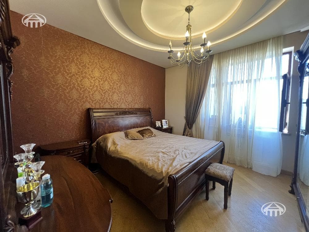 Квартира · 132 м² · Ереван