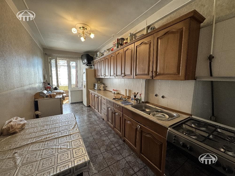 Квартира · 95 м² · Ереван