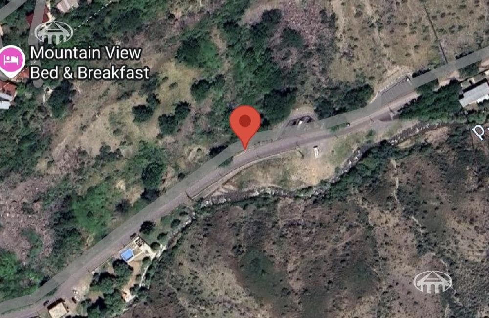 Land · 1,465 m² · Garni
