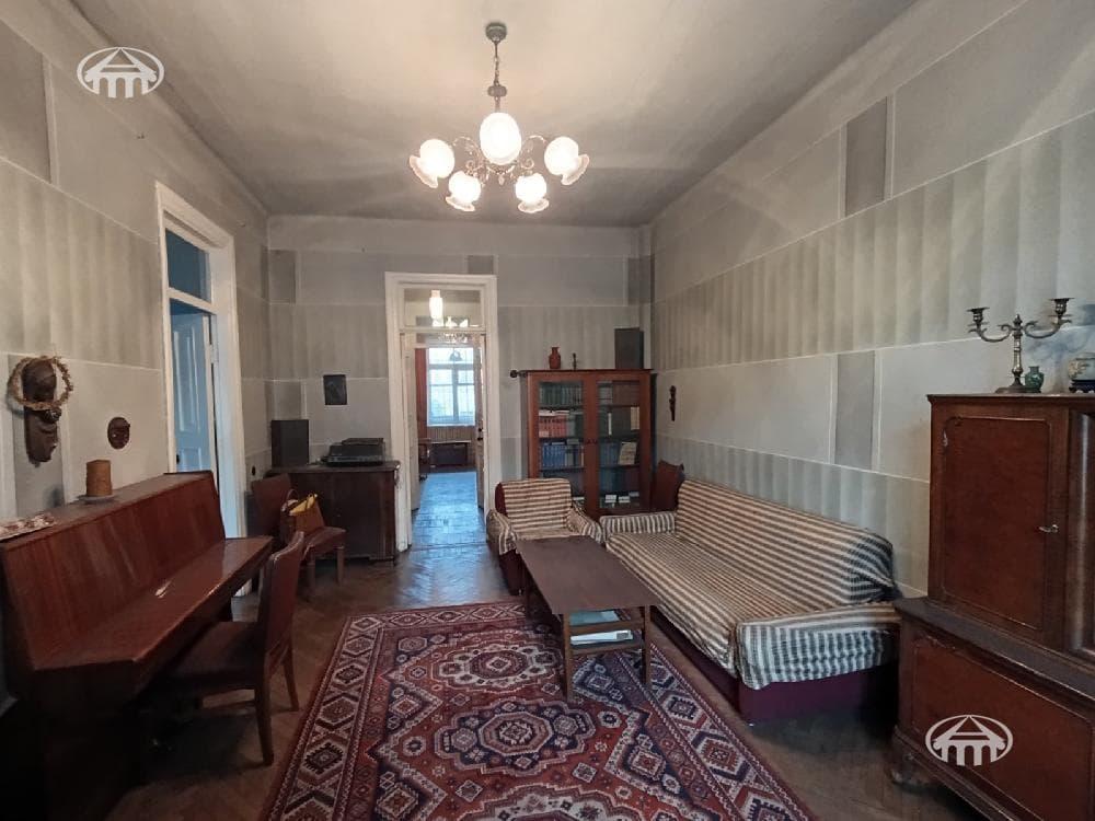Բնակարան · 90 մ² · Երևան