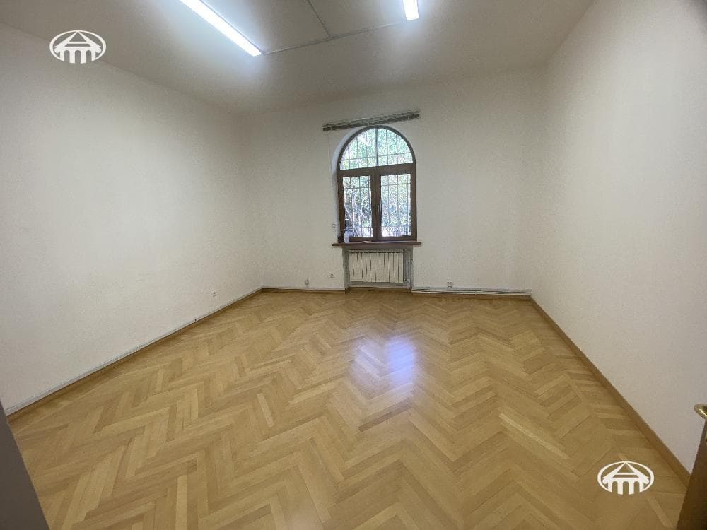 Office · 350 m² · Yerevan
