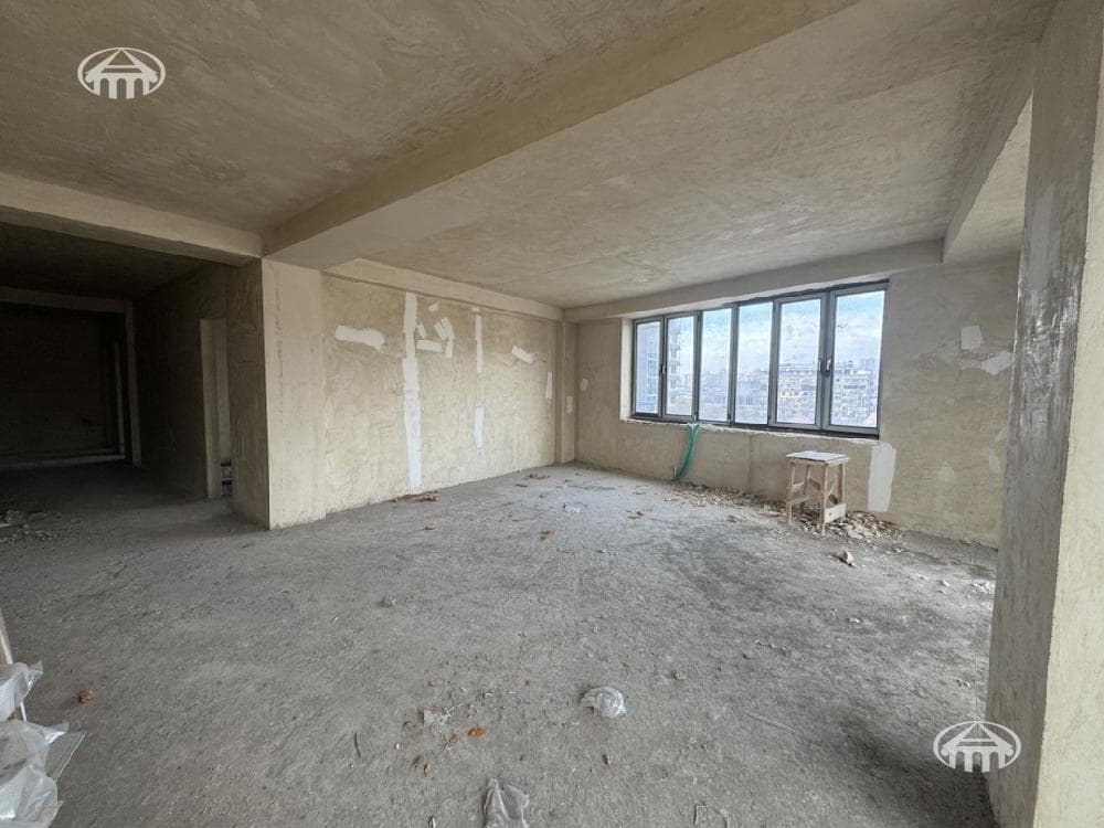 Квартира · 5 комн. · 209 м² · Ереван