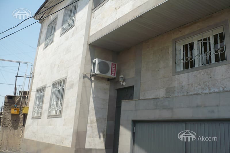 House · 243 m² · Yerevan