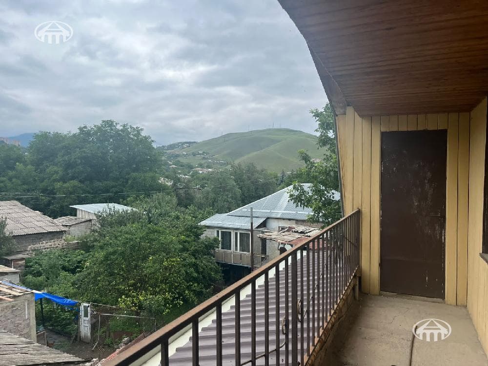 Mansion · 425 m² · Gugark