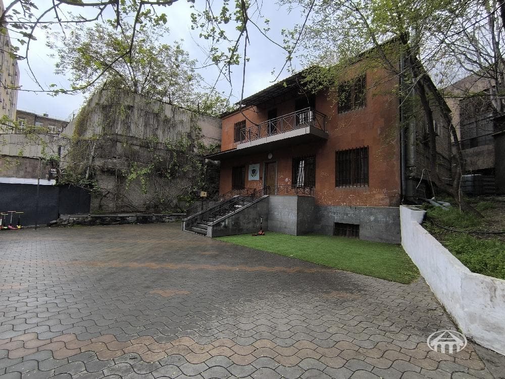 Офис · 281 м² · Ереван
