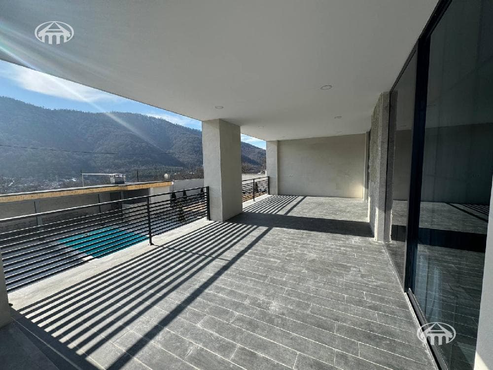 Hotel · 266 m² · Dilijan