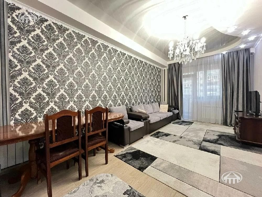 Квартира · 3 комн. · 65 м² · Ереван