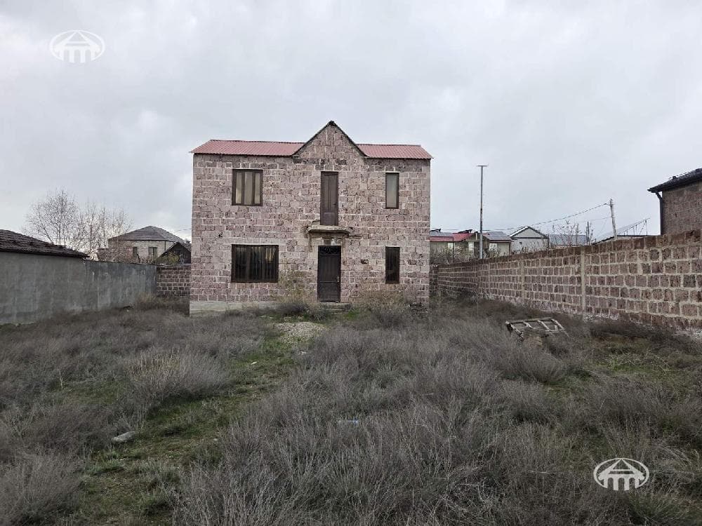 Քոթեջ · 113 մ² · Զովունի
