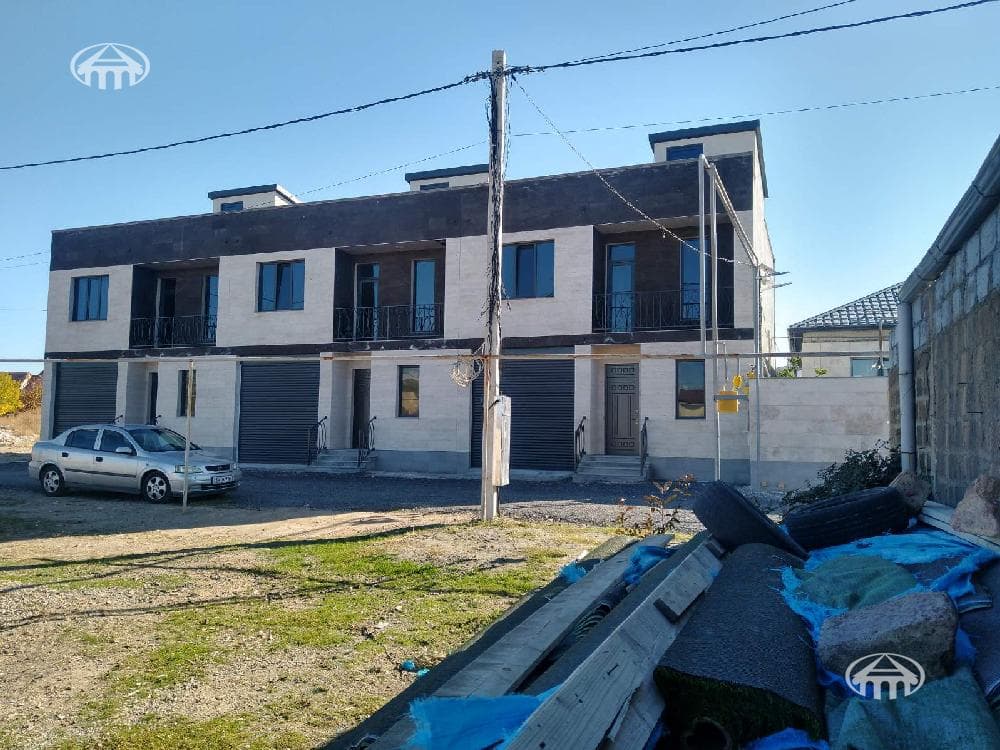 Таунхаус · 231 м² · Ереван