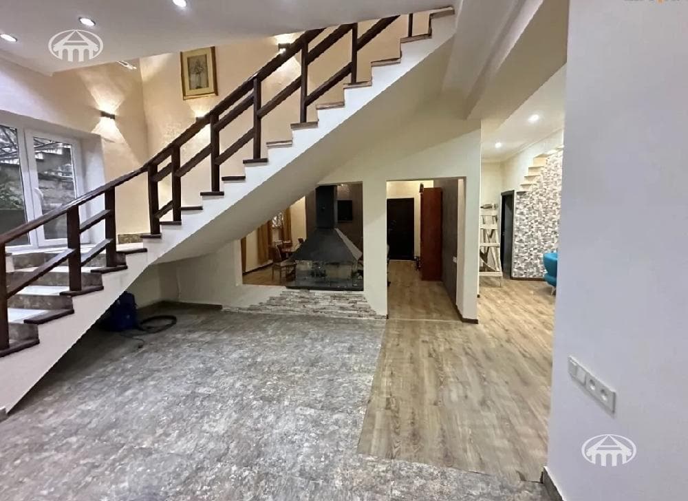 Country house · 320 m² · Tsaghkadzor