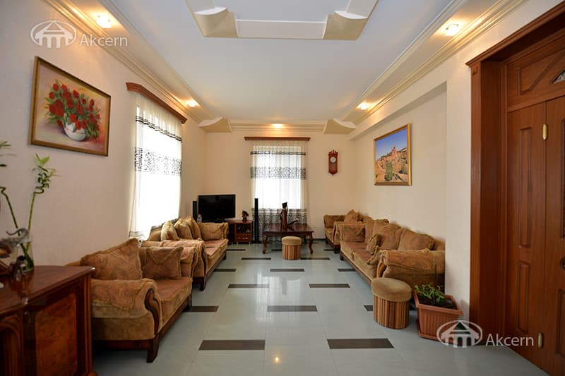 Особняк · 349 м² · Ереван