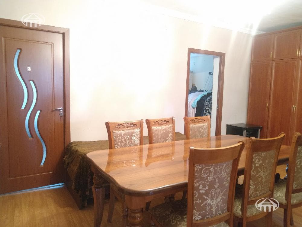 Дом · 220 м² · Ереван
