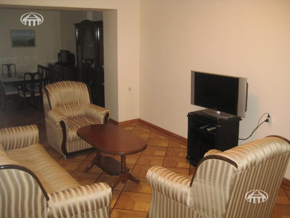 Квартира · 107 м² · Ереван