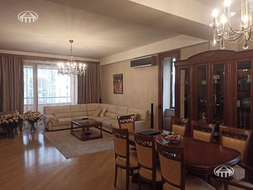 Квартира · 171 м² · Ереван