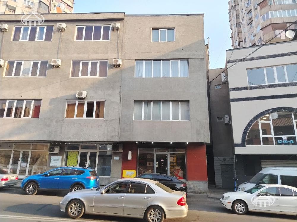 Գրասենյակ · 240 մ² · Երևան