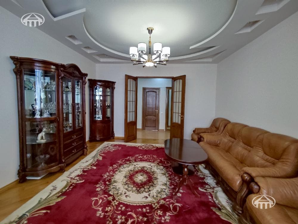 Квартира · 93 м² · Ереван