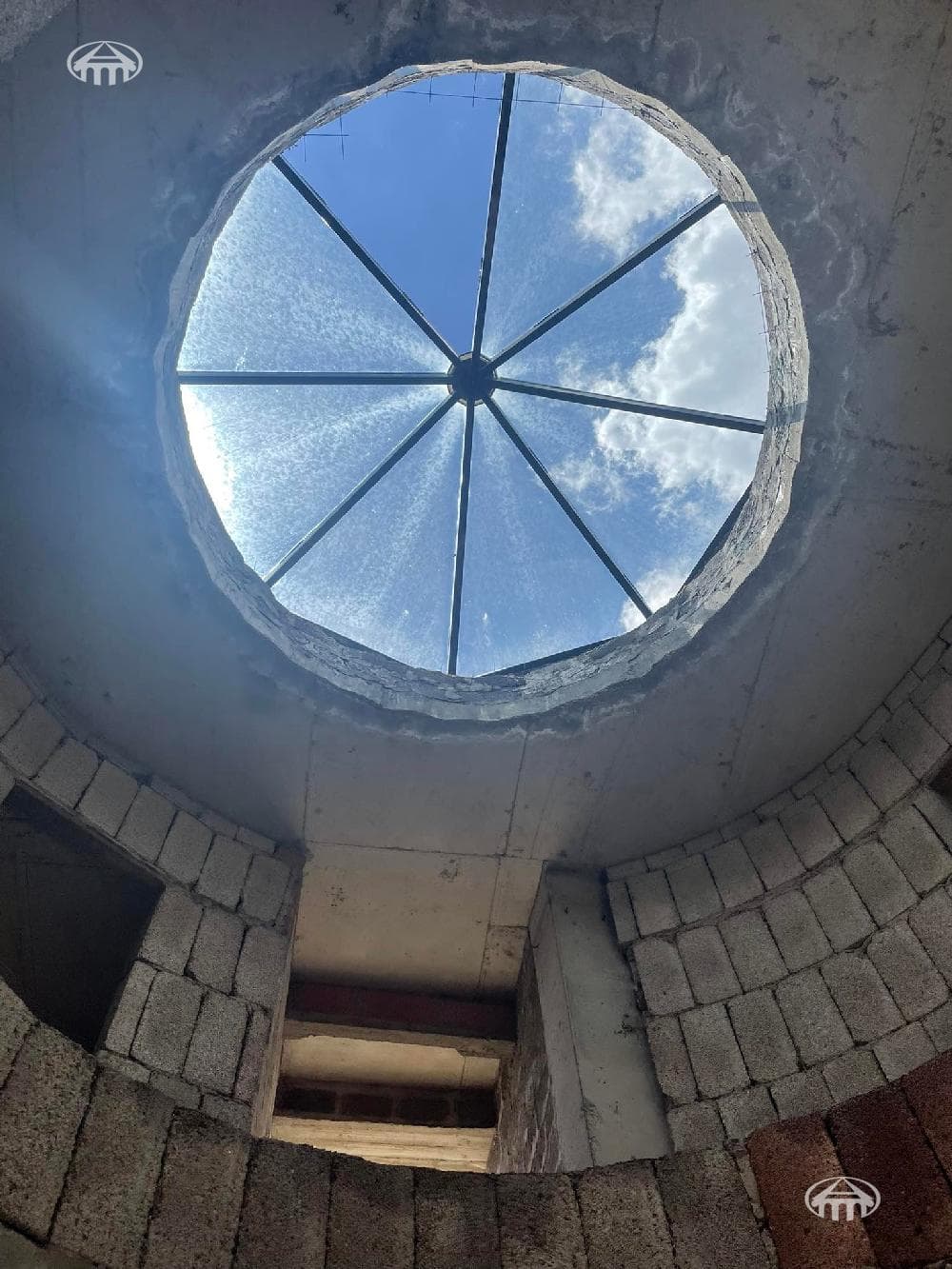 Առանձնատուն · 418 մ² · Երևան