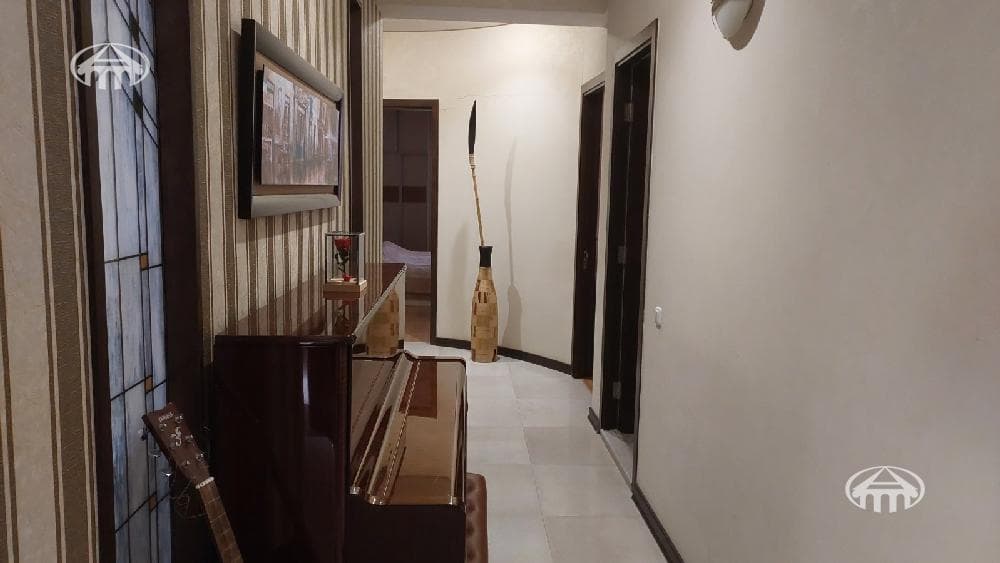 Apartment · 250 m² · Yerevan