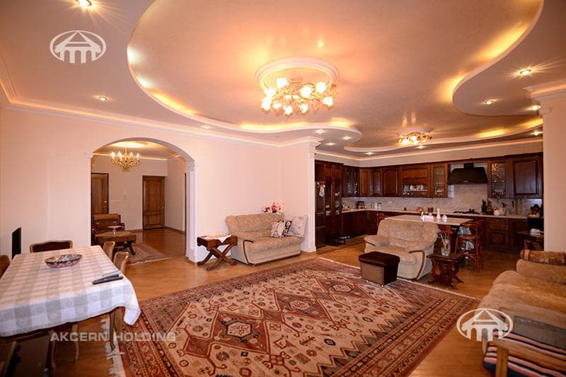 Բնակարան · 153 մ² · Երևան