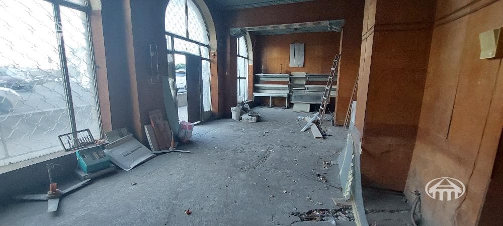 Retail · 140 m² · Yerevan