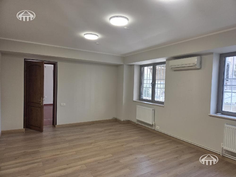 Офис · 270 м² · Ереван