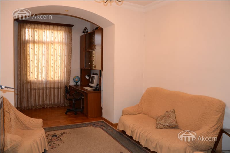 Квартира · 87 м² · Ереван