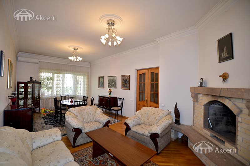 Дом · 6 комн. · 416 м² · Ереван