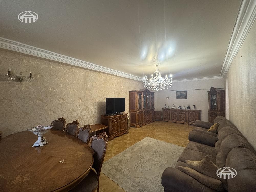 Квартира · 83 м² · Ереван