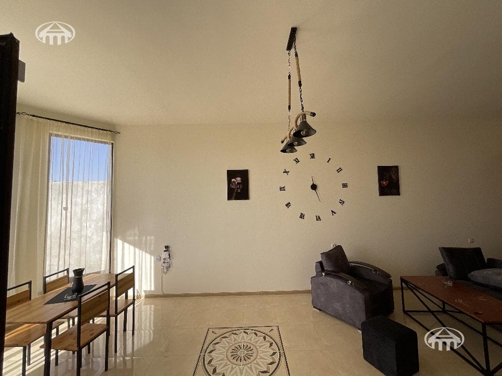 Mansion · 93 m² · Proshyan