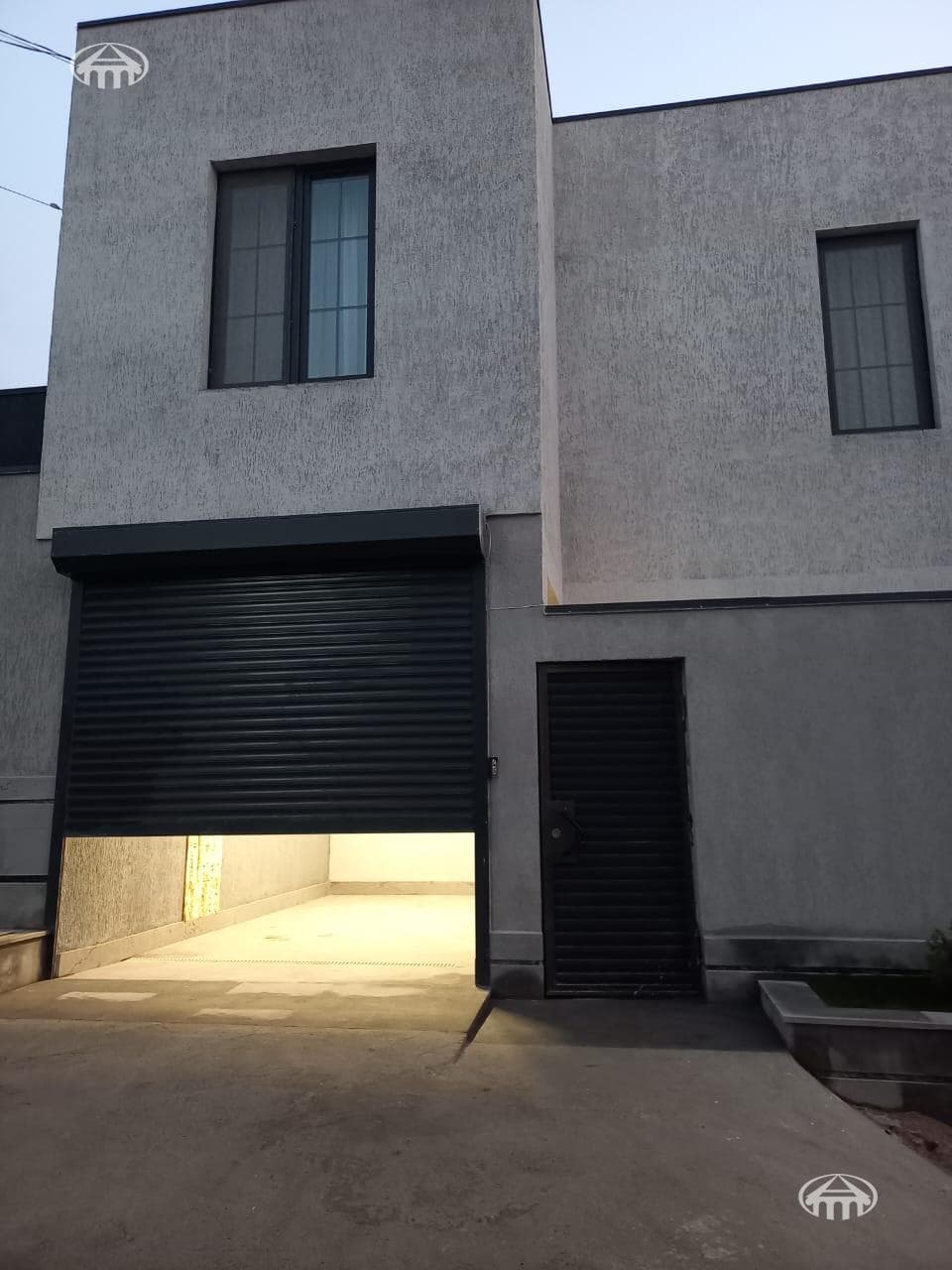 House · 122 m² · Zovuni