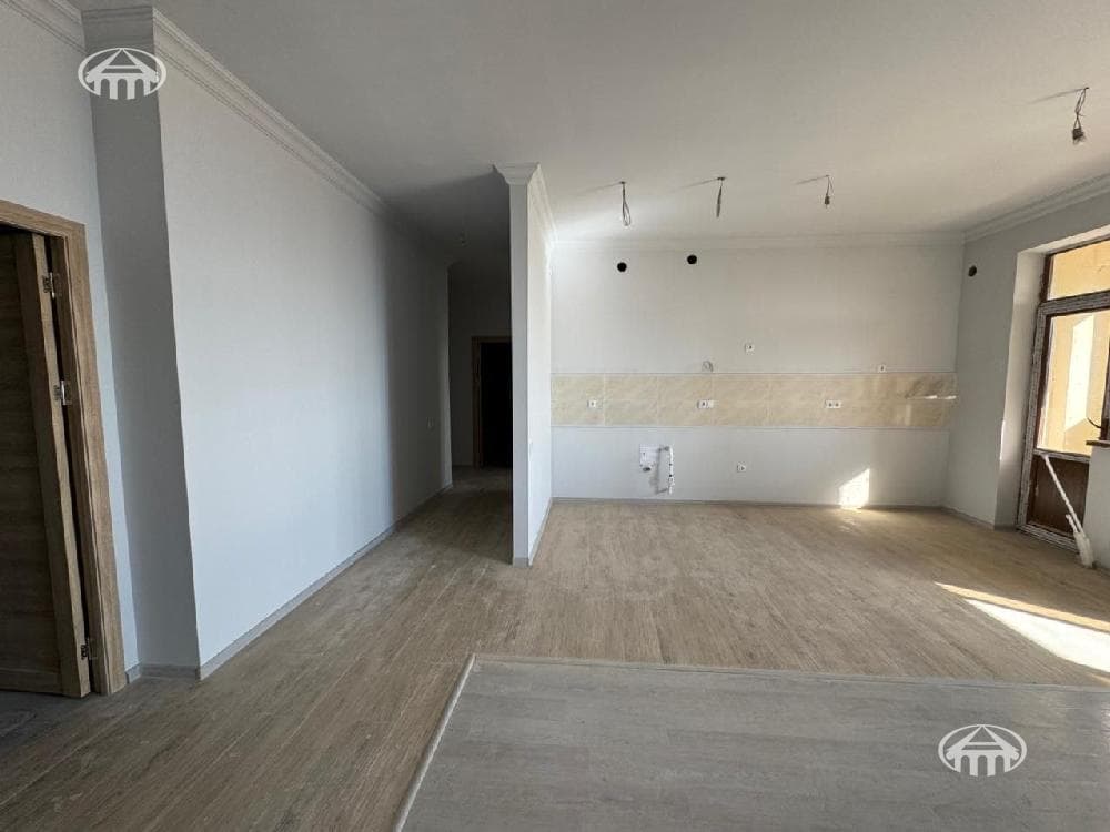 Квартира · 3 комн. · 100 м² · Ереван