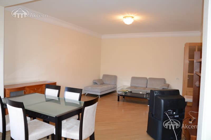 Квартира · 100 м² · Ереван