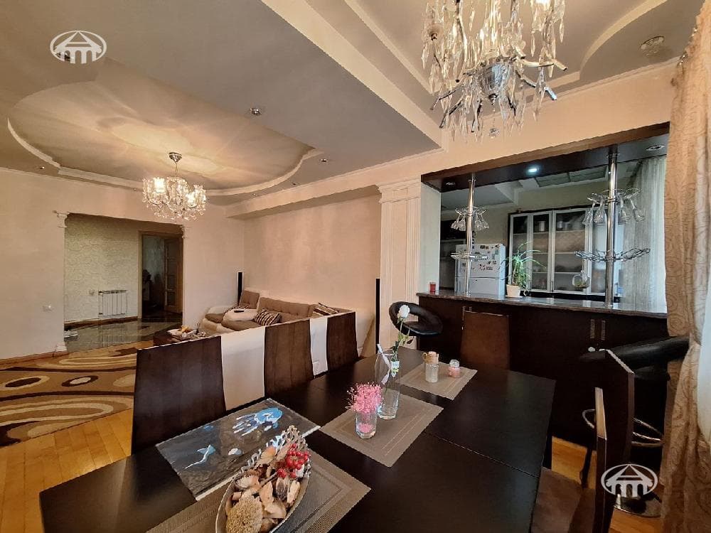 Բնակարան · 3 սեն. · 89 մ² · Երևան
