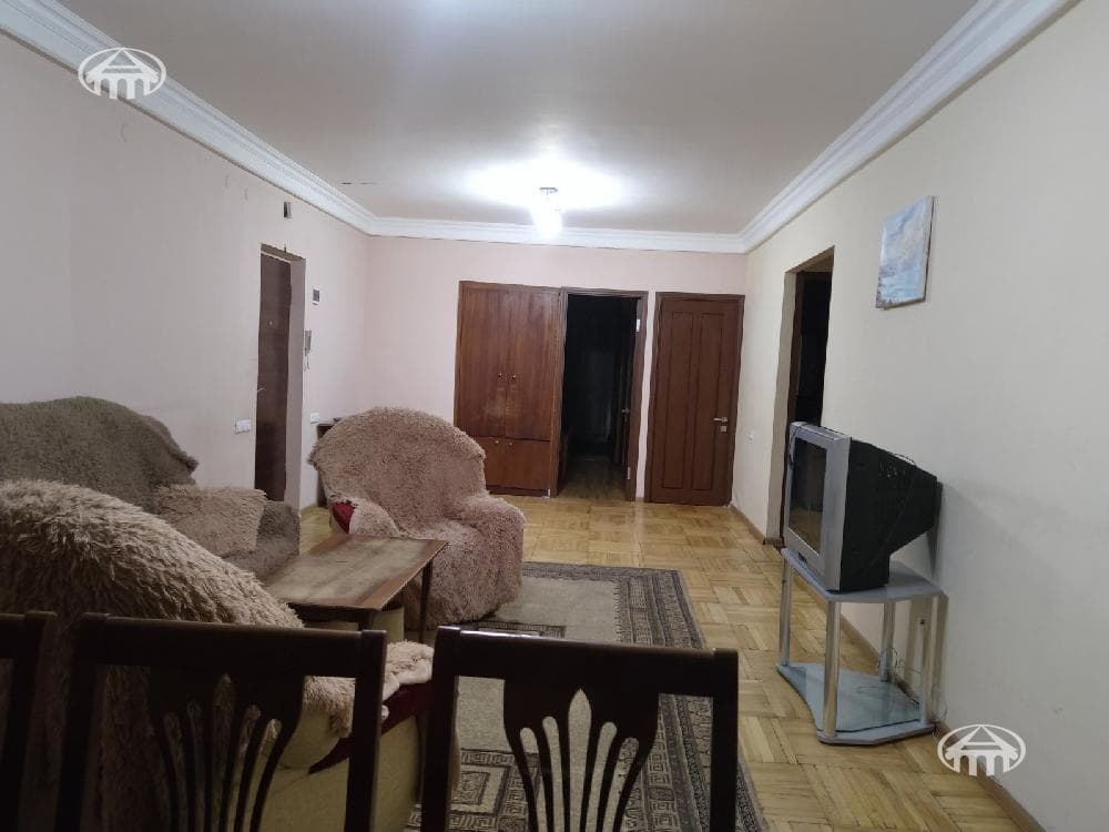 Квартира · 76 м² · Ереван