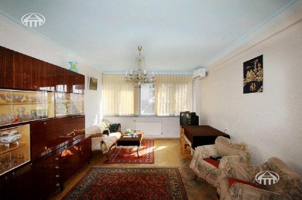 Квартира · 2 комн. · 77 м² · Ереван