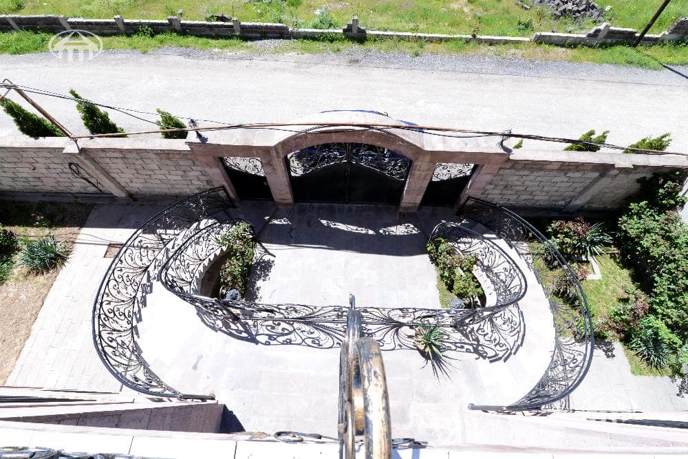 Mansion · 319 m² · Yerevan