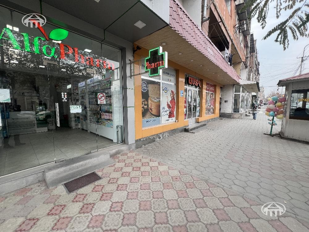 Խանութ · 137 մ² · Էջմիածին