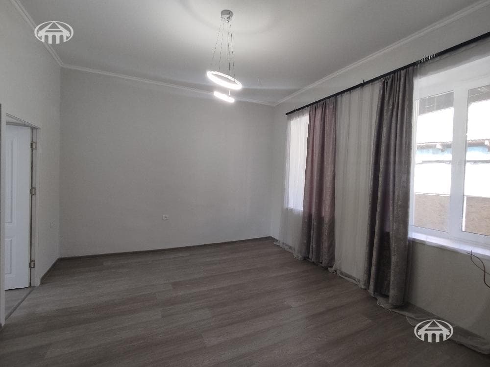 Квартира · 70 м² · Ереван