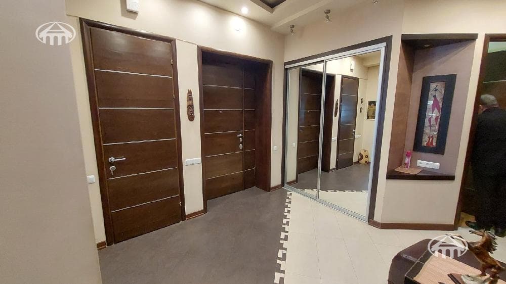 Квартира · 106 м² · Ереван