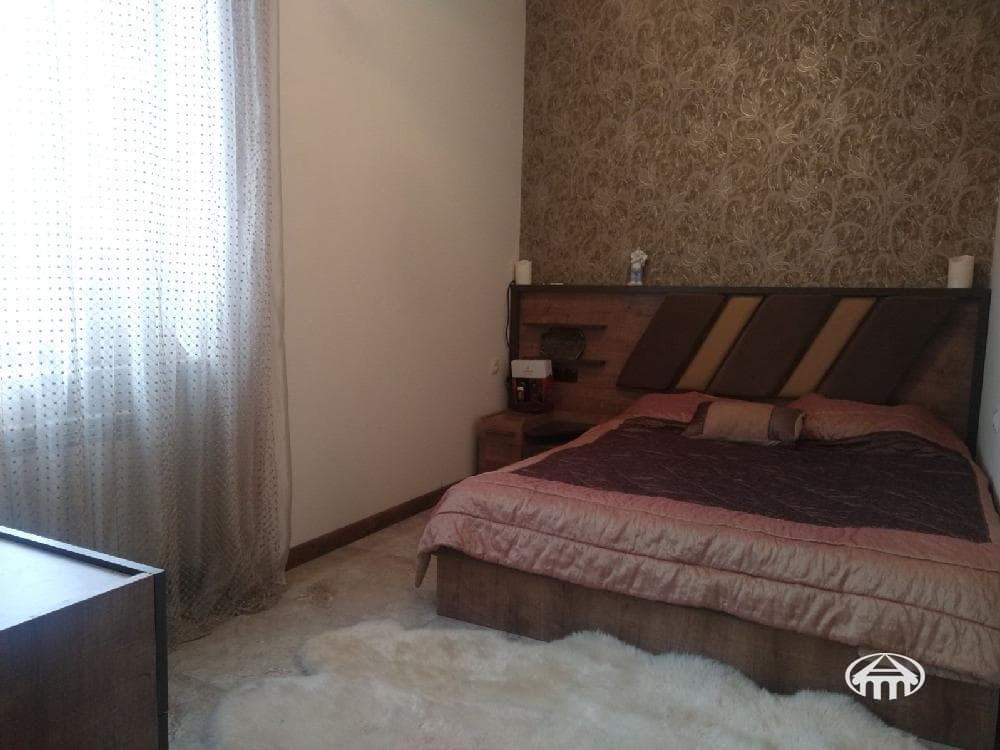 Квартира · 92 м² · Ереван