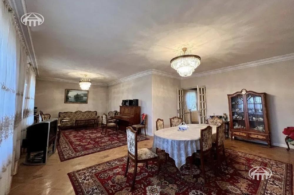 Mansion · 218 m² · Yerevan