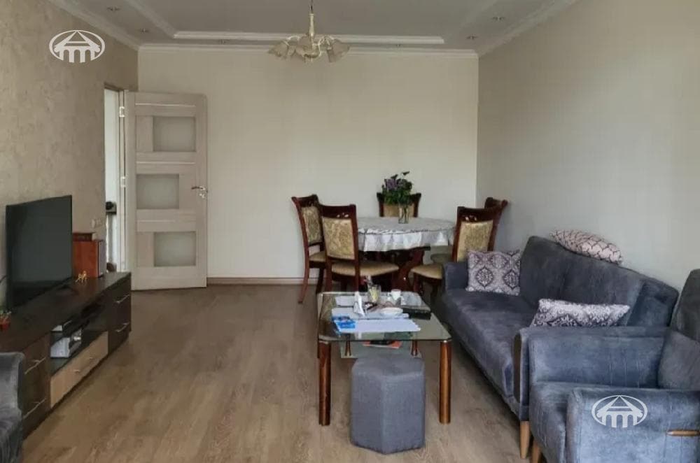 Apartment · 90 m² · Yerevan