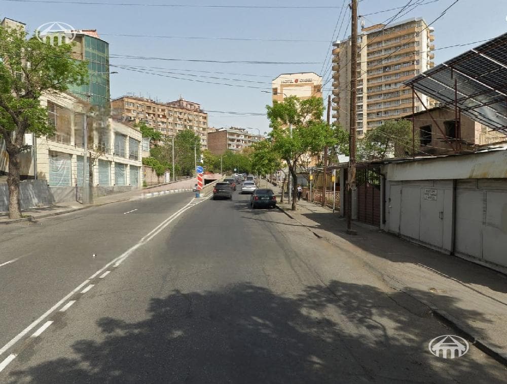 Retail · 350 m² · Yerevan